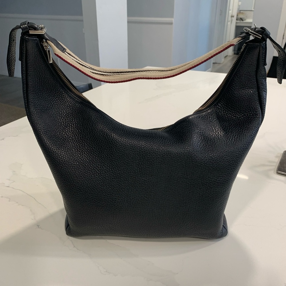 Burberry handbag authentic!